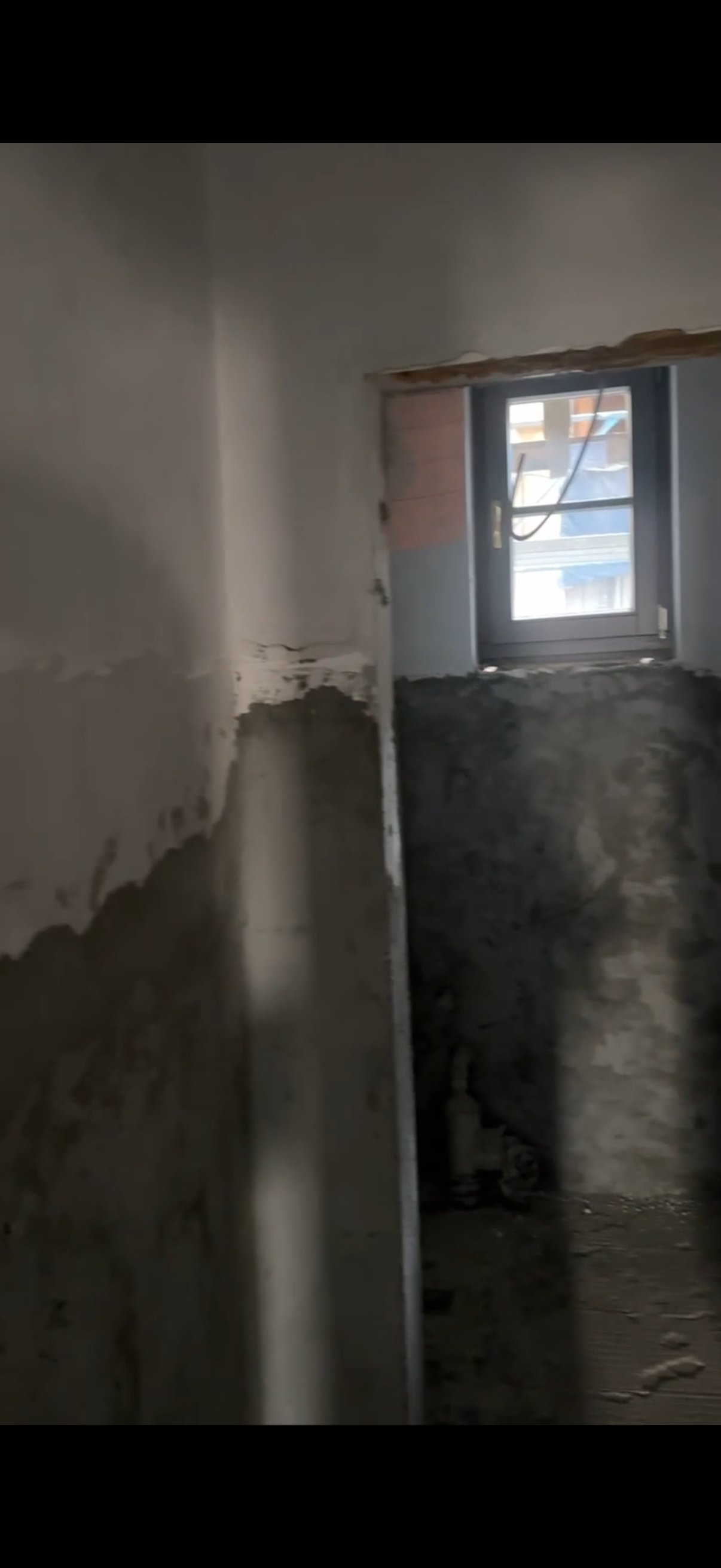 Office M, spațiu brut 1